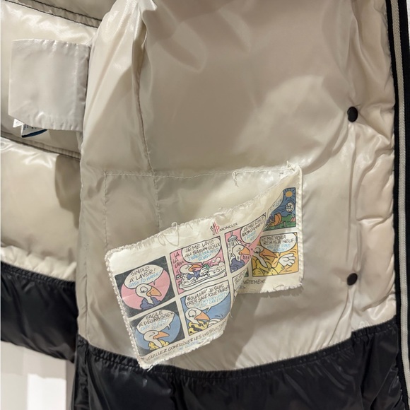 Authentic Moncler Black Puffer Jacket – Size S – Certilogo Verified - Picture 5 of 8